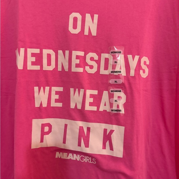 Mean Girls Pink Short Sleeve Tee size X-Large ptp 23 - Picture 2 of 5